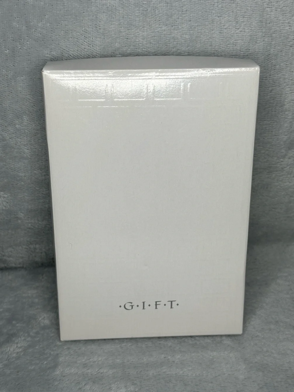 Burberry Burgundy Logo Washcloth NWT in Gift Box 13x13 Luxury Cotton